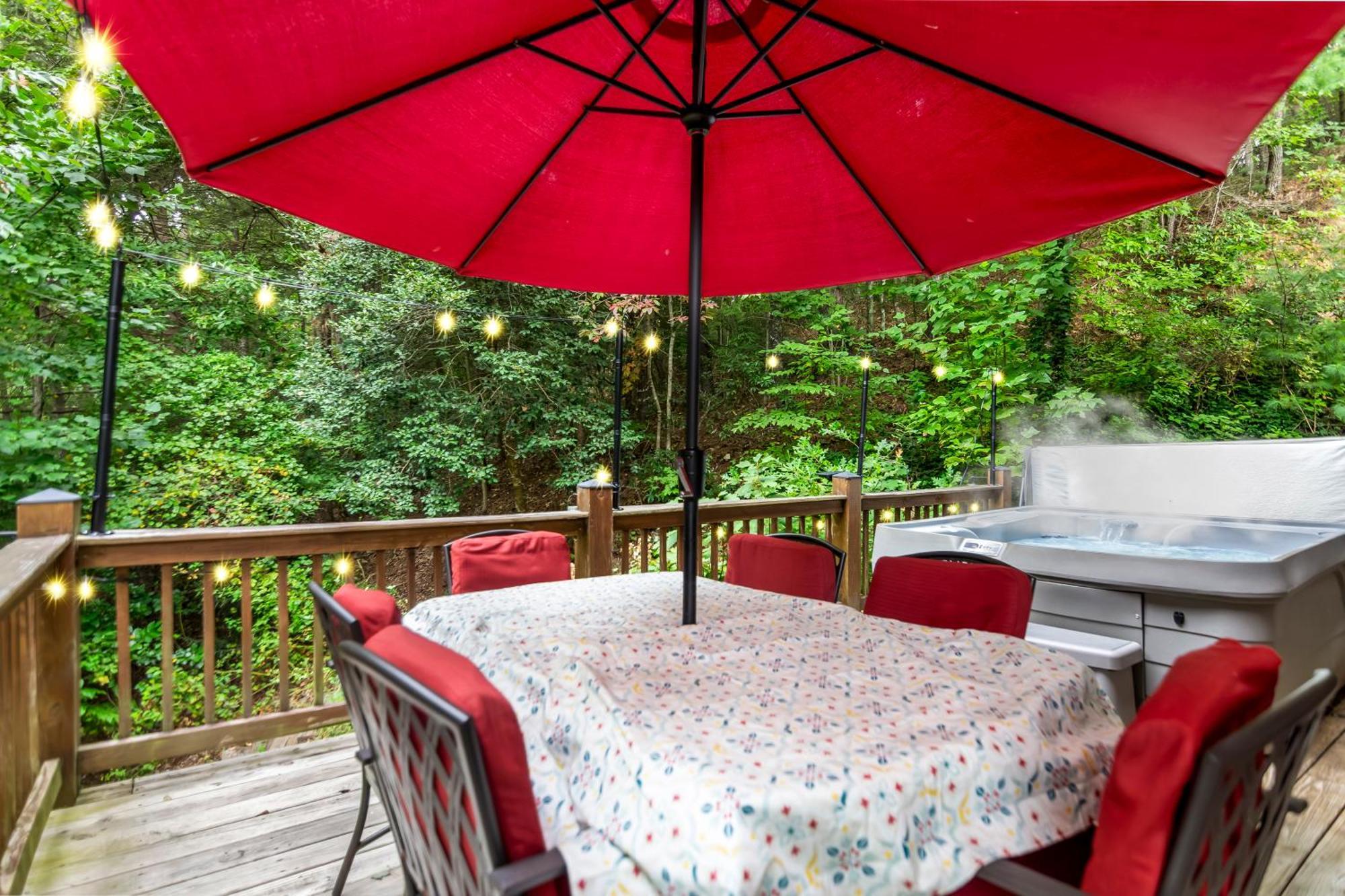Amazing Creek View Cabin W/ Hot Tub, Firepit & Pool Table Ellijay Exteriér fotografie